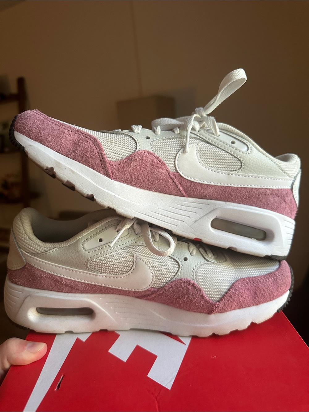Women’s Nike air max size 8